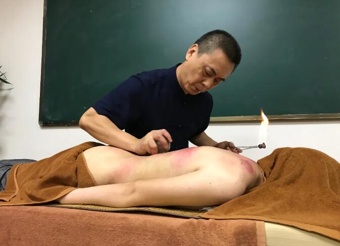 重庆有专业的康复理疗师培训学校吗？