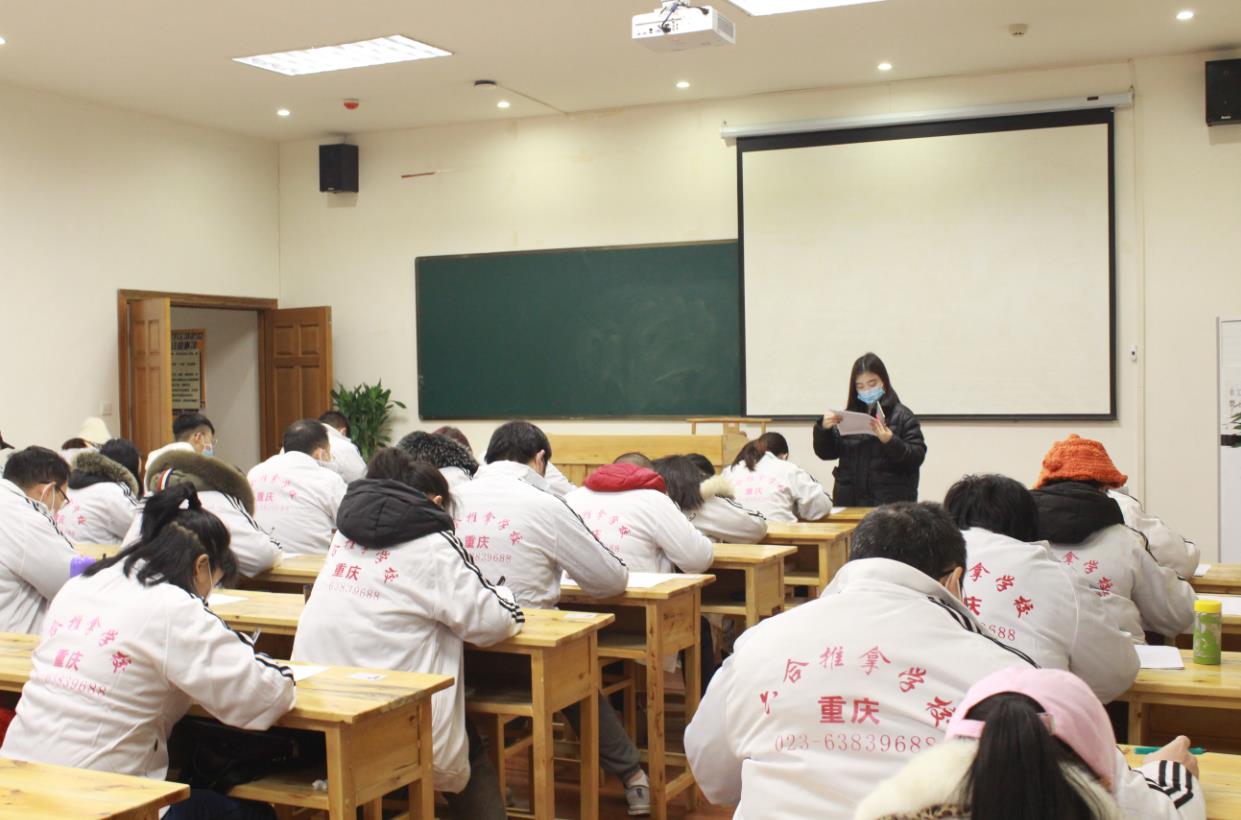 夏季哪些人不宜吃冷饮